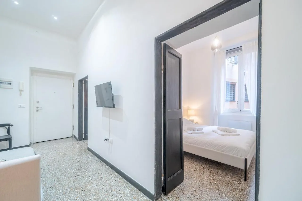 Central & Lovely Apartment In Genova - Netflix! Italia