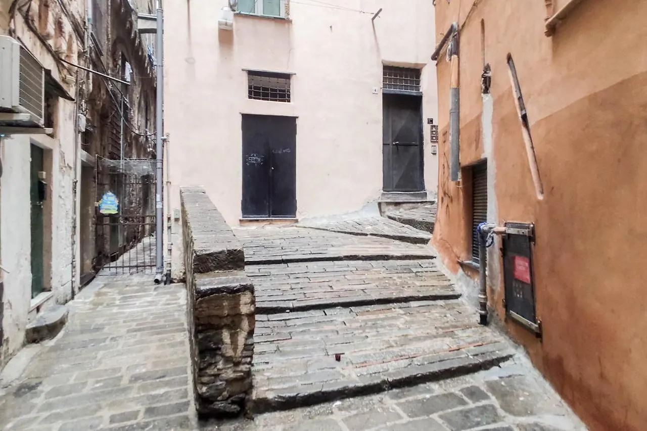 Central & Lovely Apartment In Genova - Netflix! Italia