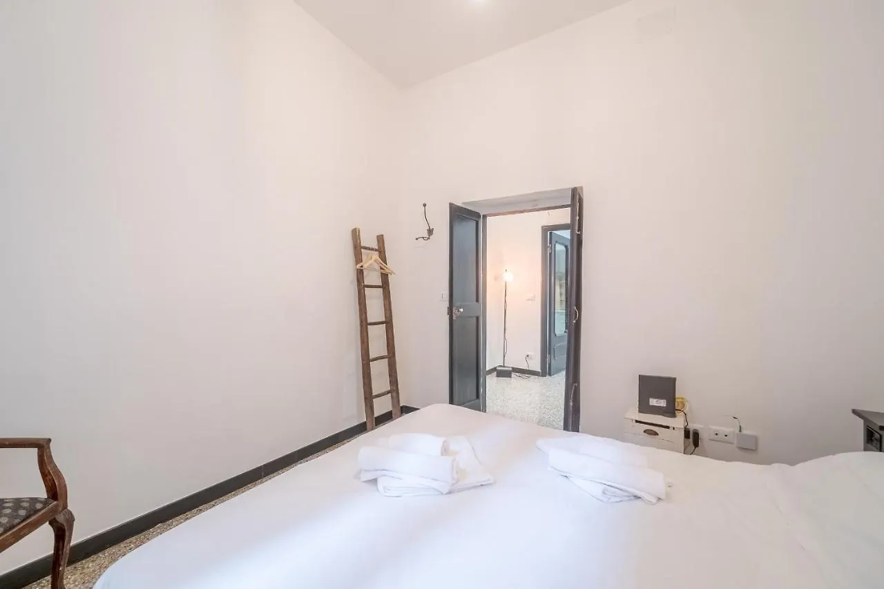 Central & Lovely Apartment In Genova - Netflix!